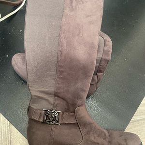Tommy Hilfiger brown suede boots